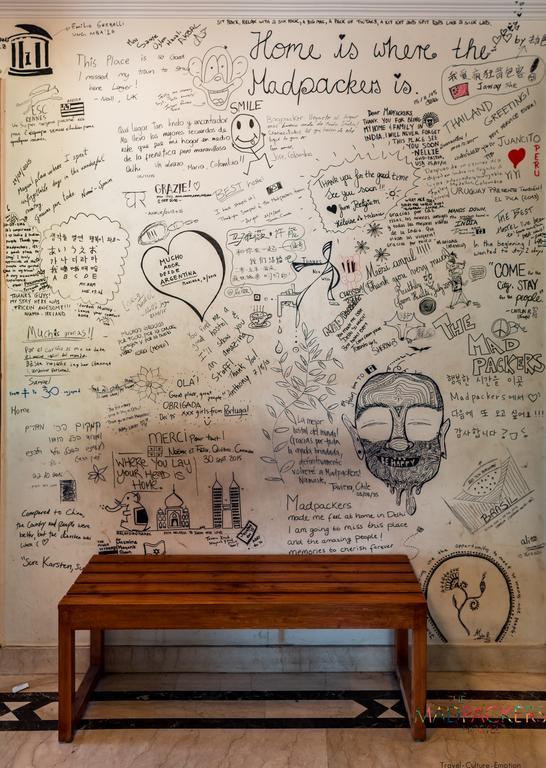 Madpackers Delhi Hostel Ню Делхи Екстериор снимка